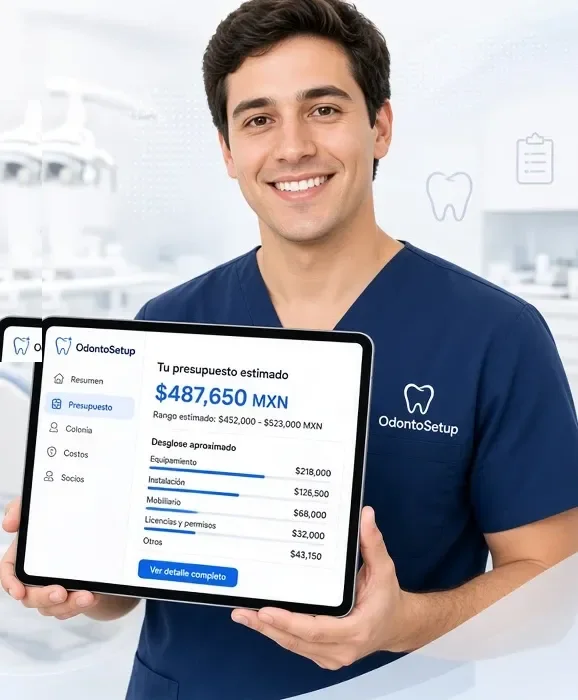 Odontólogo sonriente con uniforme azul sostiene una tableta con su presupuesto de OdontoSetup AI